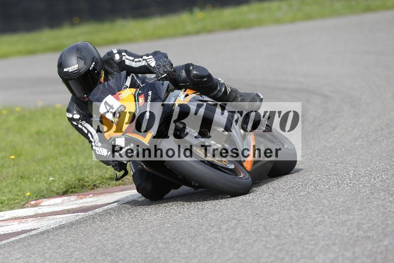 /Archiv-2025/53 16.09.2025 Track Day Domi Aegerter ADR/Gruppe rot/4